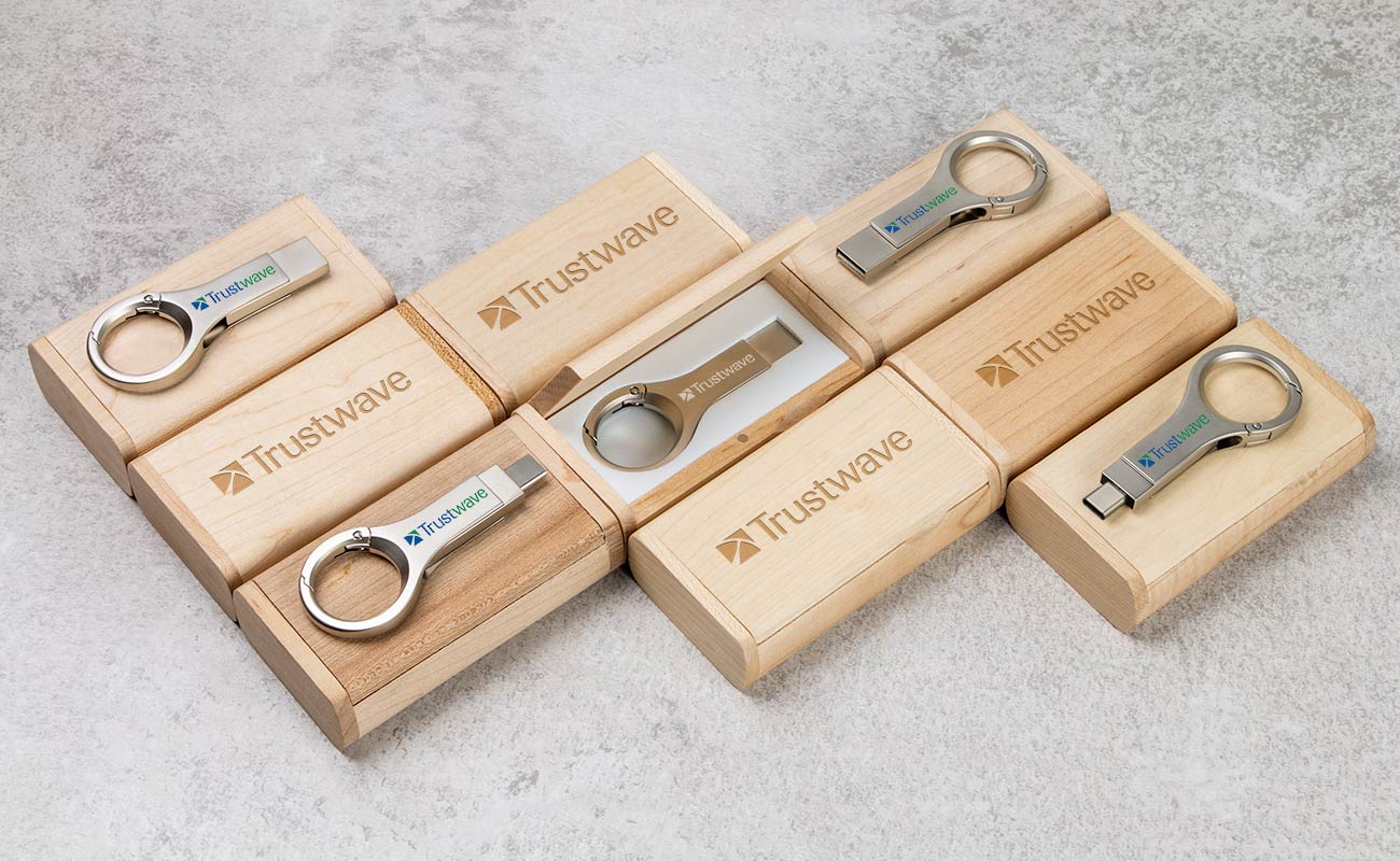 Active - USB Z Logo gallery thumbnail