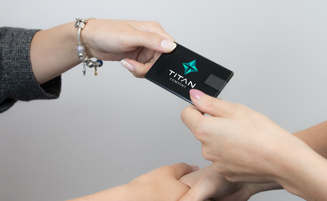 Alloy - Wizytówki Z Pendrive gallery thumbnail