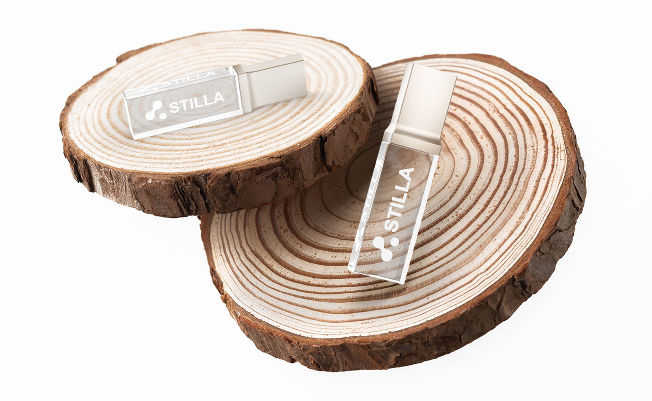 Crystal - Przezroczysta pamięć Flash gallery thumbnail