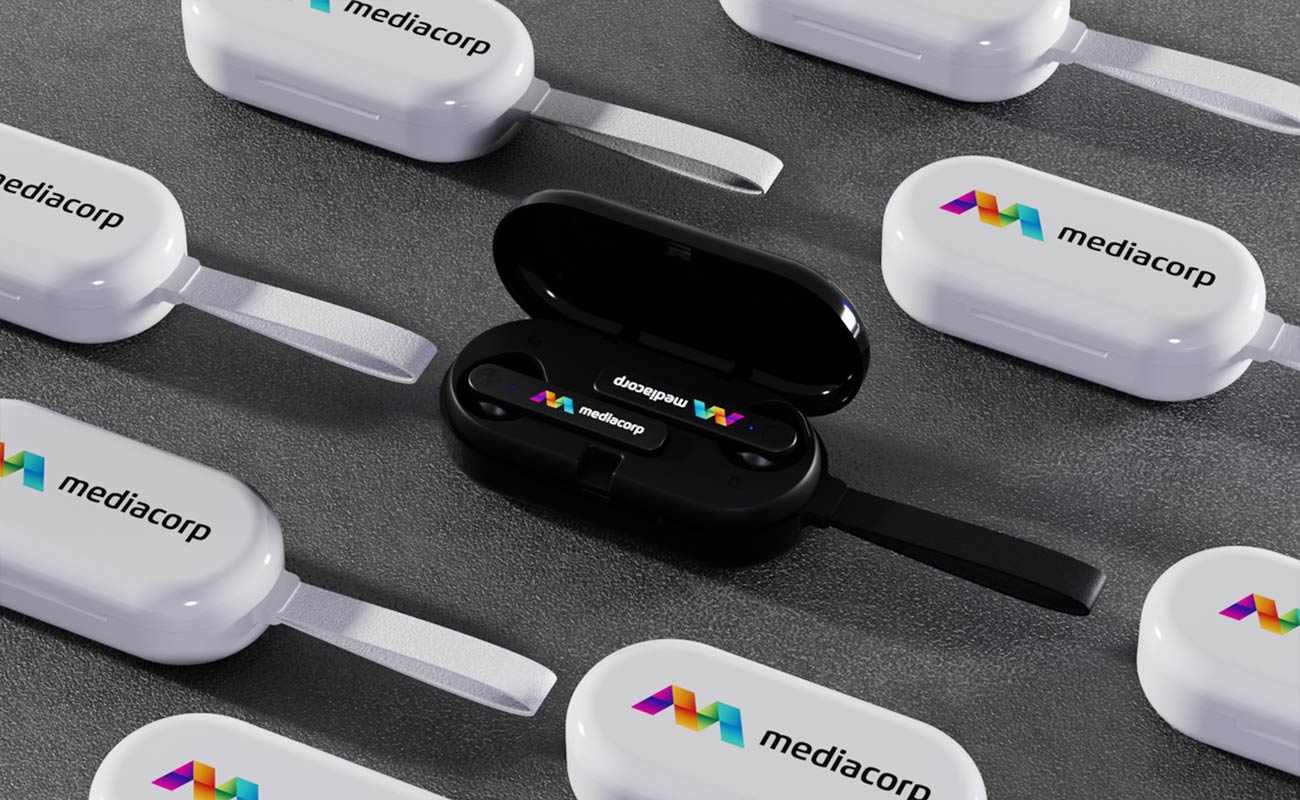 Duet - Spersonalizowane etui do ładowania słuchawek gallery thumbnail