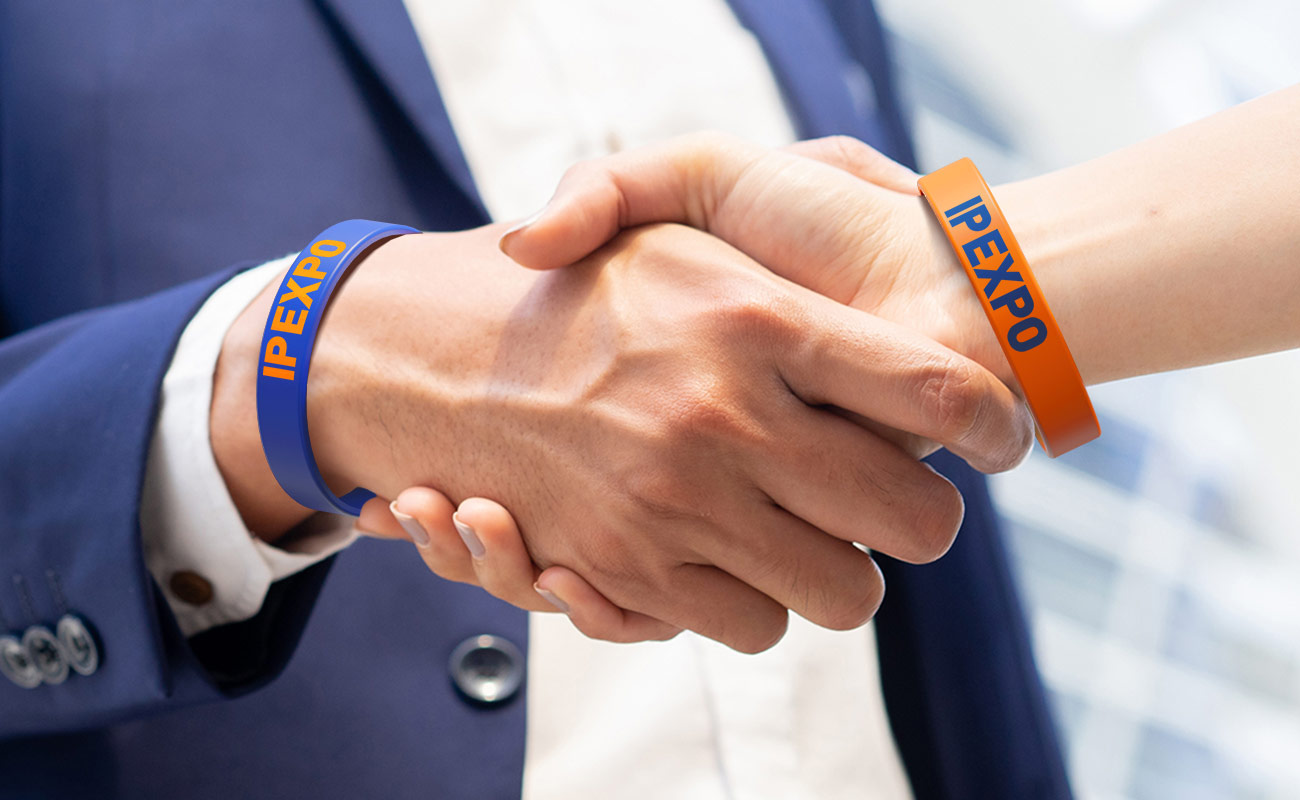 Revo - Indywidualne Silikonowe opaski na rękę gallery thumbnail